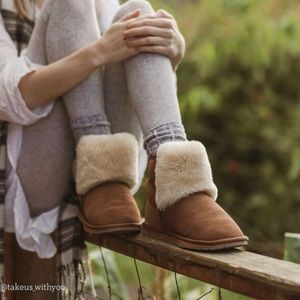 Emu Ugg type of ankle boots winter water resistant cozy